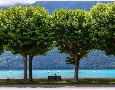 85 M2, Calme , Parking, Centre Aix-les-Bains