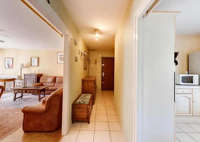 85 M2, Calme , Parking, Centre * Aix-les-Bains